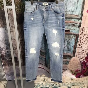 Warp + Weft high rise distressed skinny jeans NWOT, size 29
